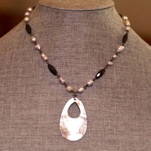 Mother of Pearl Necklace w/ Faux Pearls - Pre-loved (15"-17.5")